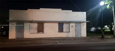Retail Property in Homestead, Florida