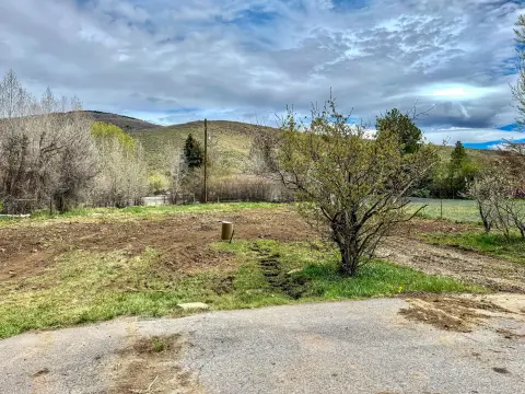 Creekside Lot in Kamas