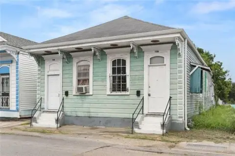 Historic Bywater Duplex on Corner Lot