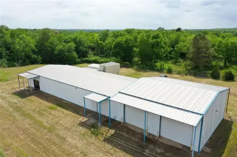 Versatile Commercial Property on Highway 75