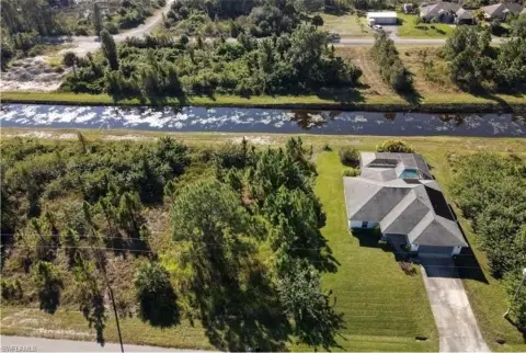 Canal-Front Lot in Lehigh Acres
