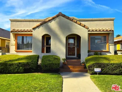 Tenant-Occupied Side-by-Side Duplex