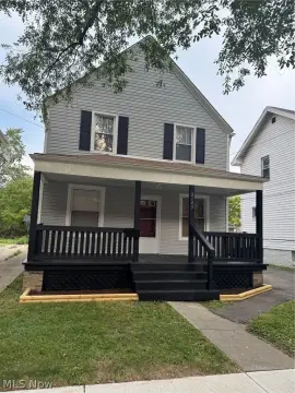 Renovated Duplex with Two Homes