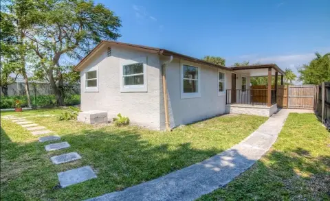 Duplex with Separate Meters