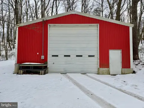 Garage and Mobile Home Property