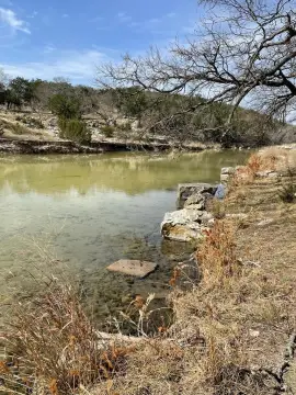 Hill Country Acreage in Gated Community