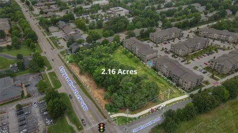 Hard-Corner Commercial Land Site