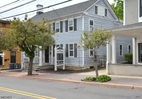 Mixed-Use Property with Thriving Business