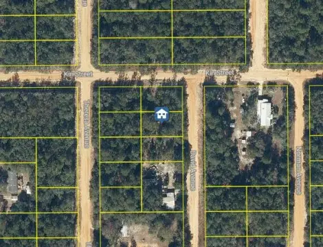 Residential Land in Interlachen, FL