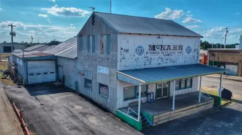 Historic Retail Property in Nocona