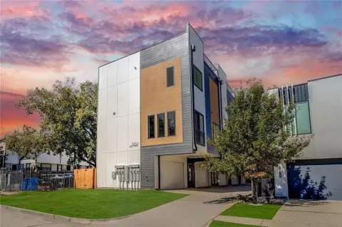 New Townhome Units Near Greenville