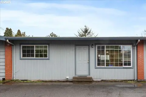 Fourplex with 2023 Roof