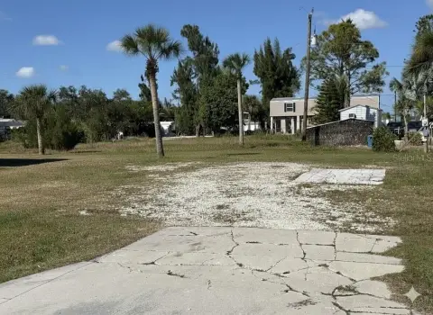 Vacant Lot Near Charlotte Harbor