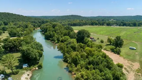 135 Acres on Eleven Point River