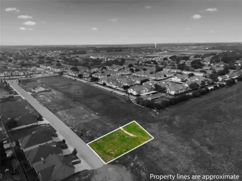 Residential Land in Midway ISD