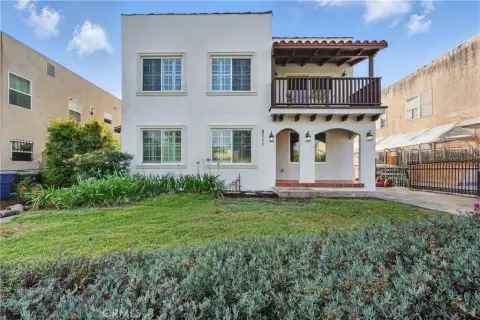 Renovated Duplex with ADU