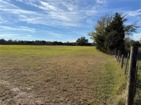 1.54 Acre Homesite Near Lake