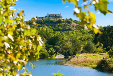 Live-Water Hill Country Ranch Land