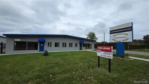 Spacious Showroom on Grand River