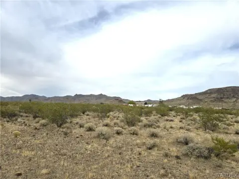 Golden Valley Acreage with Views