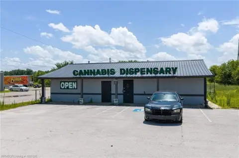 Single-Level Remodeled Retail Building