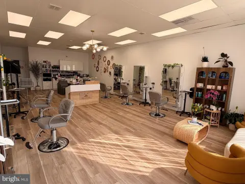 Turnkey Hair Salon Retail Suite