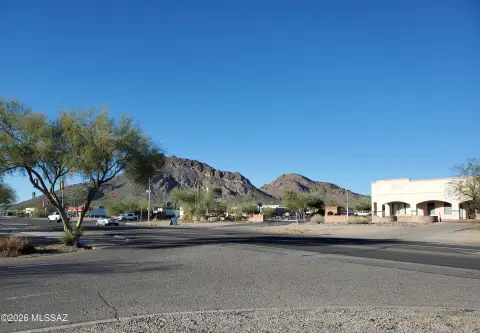 Tucson Land Near Dollar General