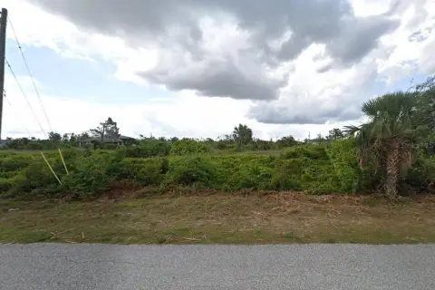 Residential Lot in Gulf Cove