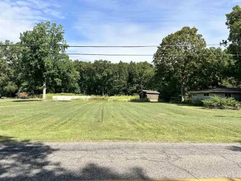 Residential Land on Greenleaf Boulevard