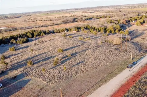 Residential Land in Coyle, OK
