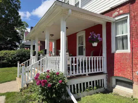 Duplex with Two-Unit Rental Setup