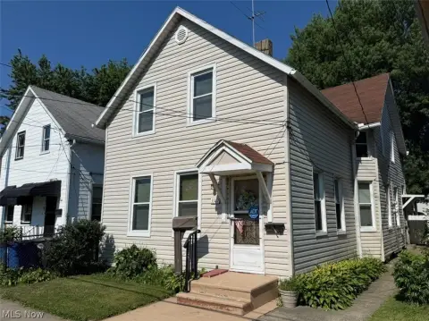 Duplex with Fenced Backyard Deck