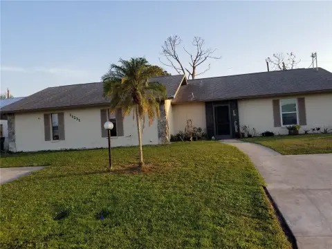 Updated Duplex with Screened Lanai