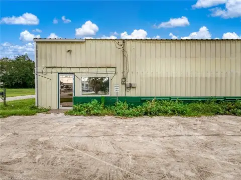 Versatile Commercial Space, Avon Park