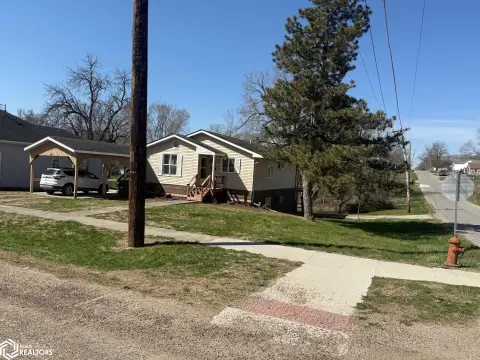 Bloomfield Duplex: Investment Opportunity