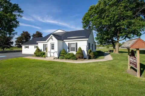 Veterinary Clinic with Dedicated Exam Rooms