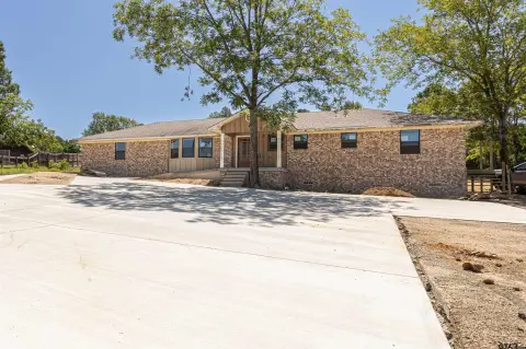 Renovating Office Suite on Highway