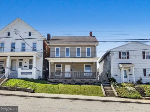 Duplex with Separate Utilities