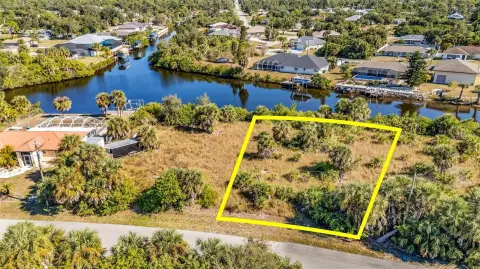 Oversized Waterfront Lot Opportunity