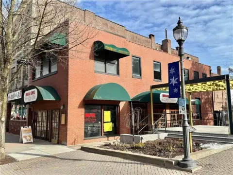Restaurant with Second-Floor Apartment