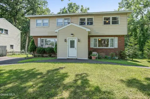 Corner-Lot Duplex
