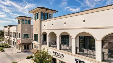 Second-Floor Retail Space