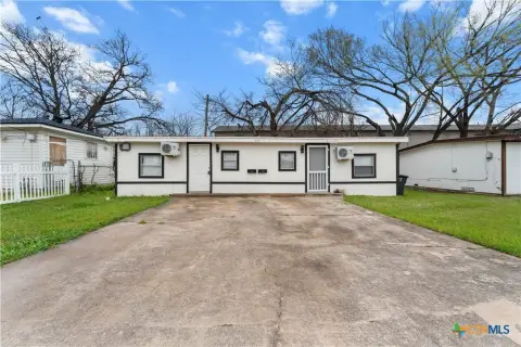 Killeen Duplex Near Fort Hood