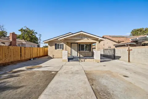 Renovated Duplex with ADU