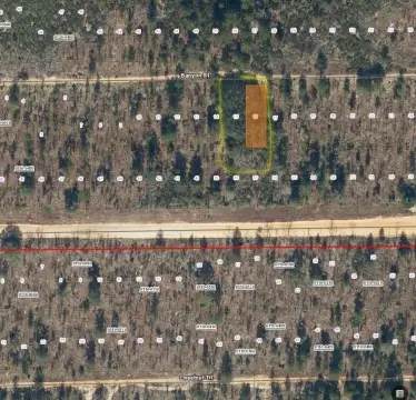 Residential Land in Interlachen, Florida