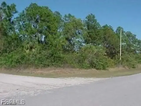 Residential Land in Lehigh Acres