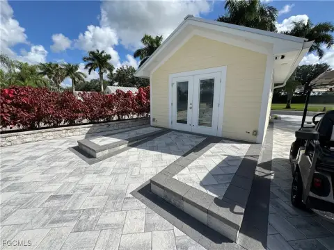 Waterfront Property in RiverBend Resort