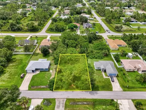 Residential Land in North Port