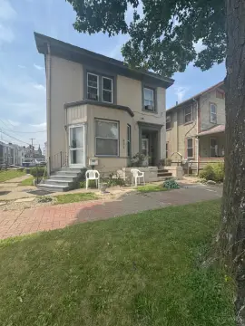 Hamilton Multifamily Property with Potential