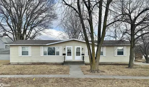 Chariton Duplex with Rental Income